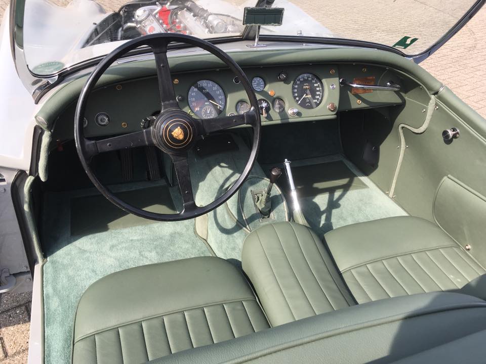 Jaguar XK 140 OTS | Compleet gestoffeerd
