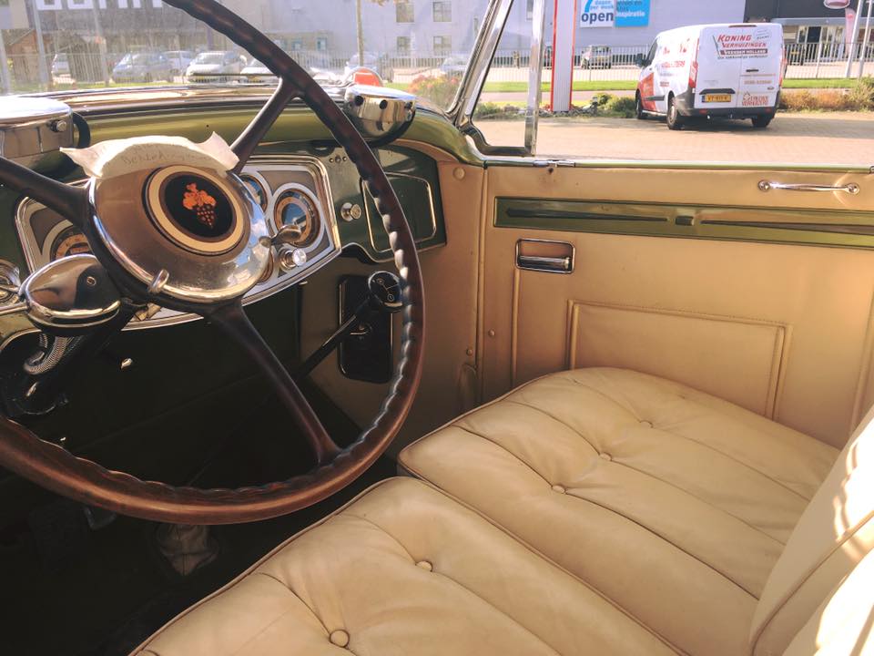 Packard Twelve | Compleet gestoffeerd